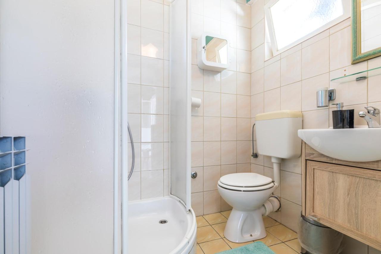 Alaburic Rooms & Apartment Mali Lošinj Eksteriør billede