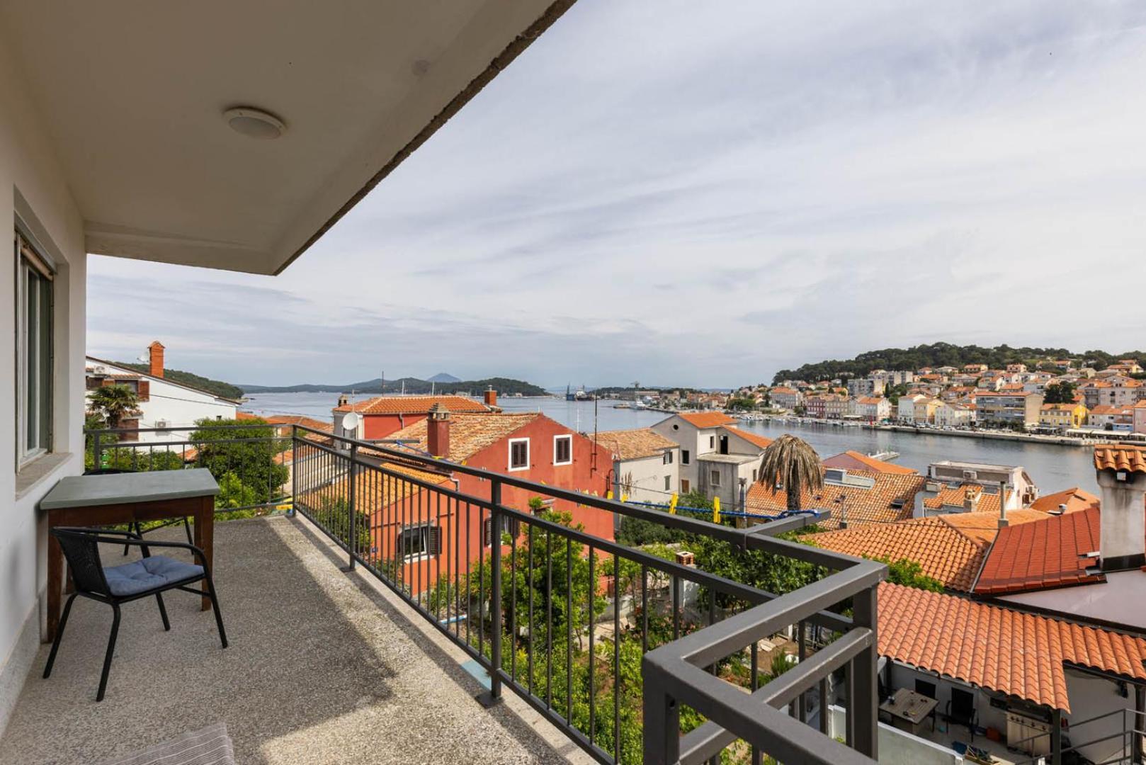 Alaburic Rooms & Apartment Mali Lošinj Eksteriør billede